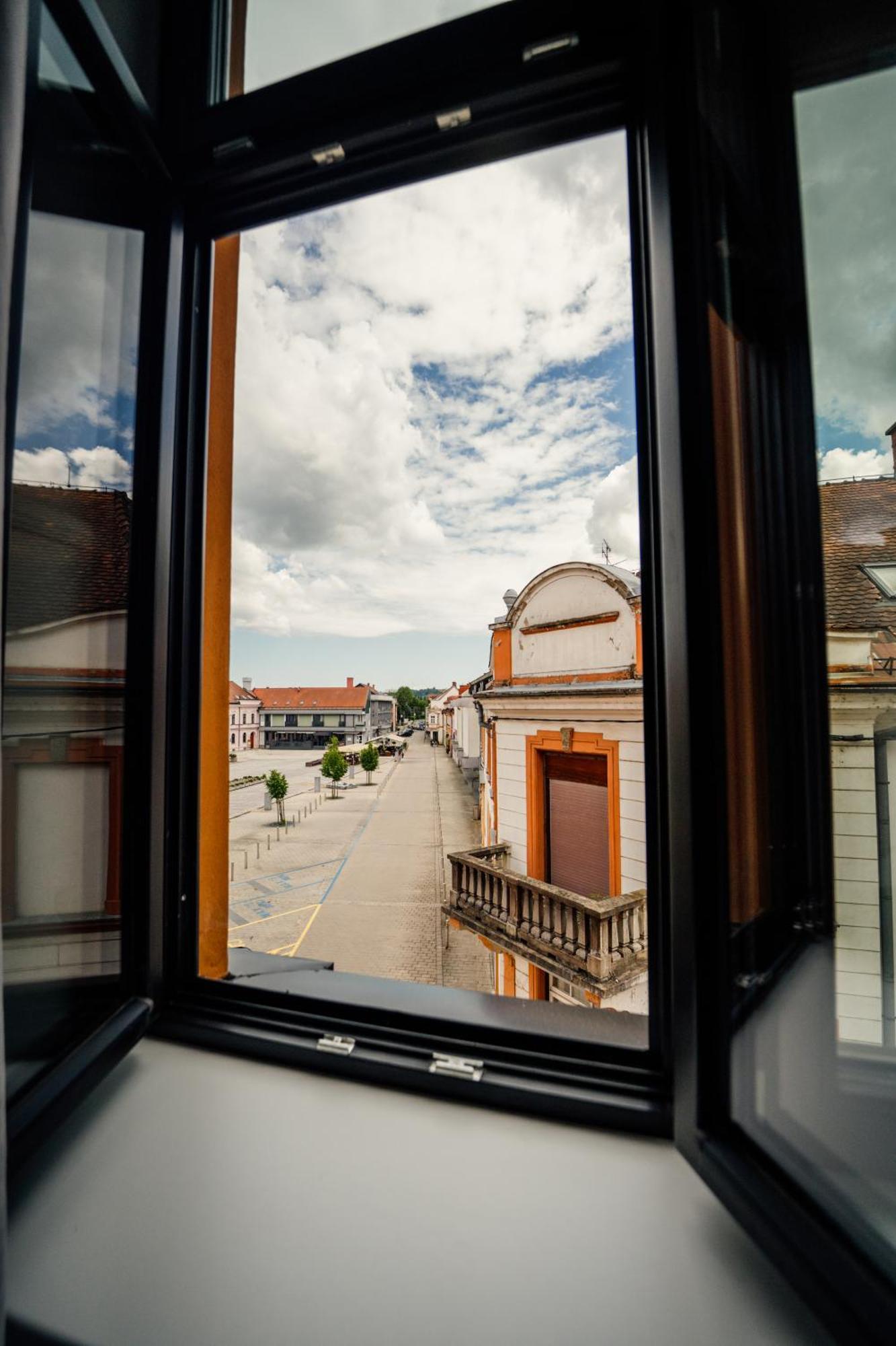 Grand Central Ljutomer Kültér fotó